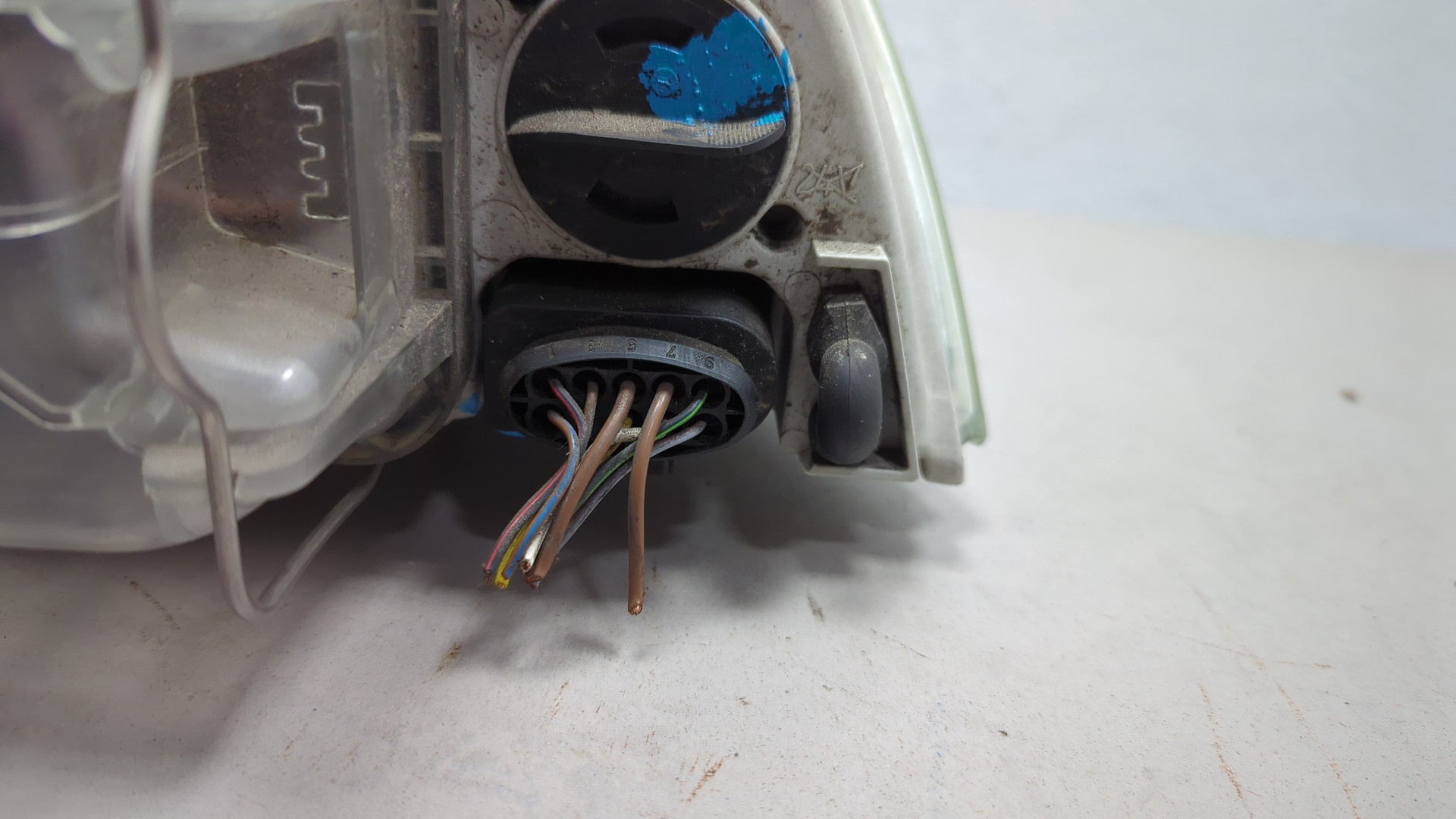 Фара правая