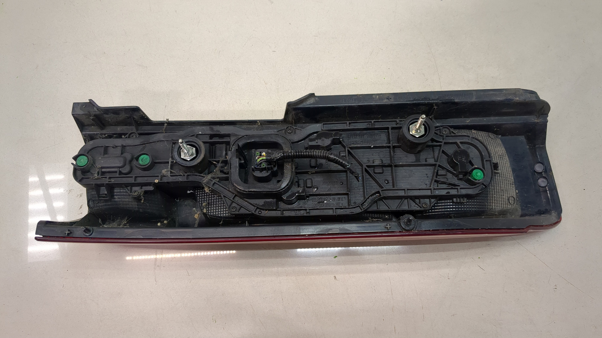 Фонарь задний левый