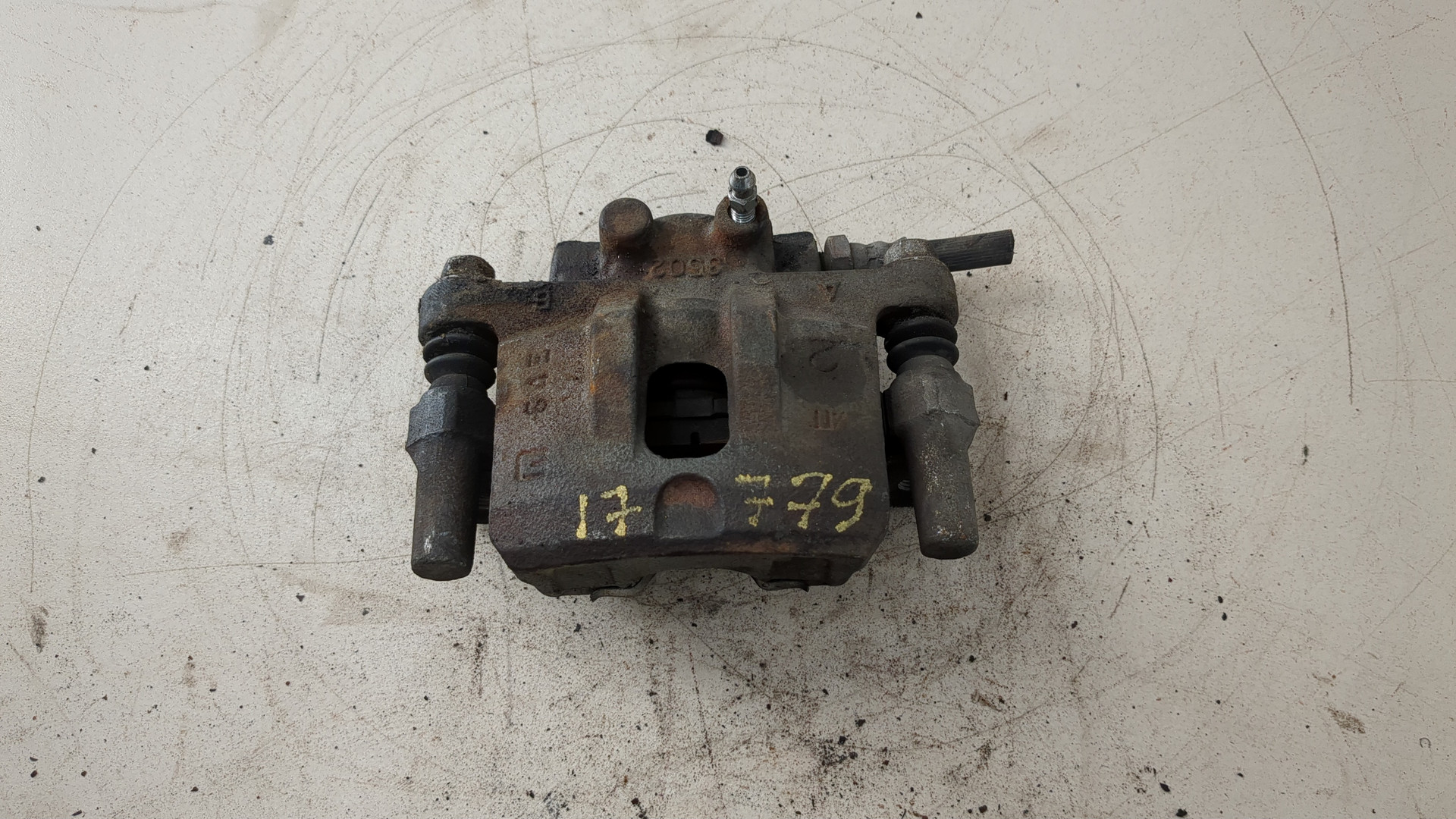 Суппорт задний правый