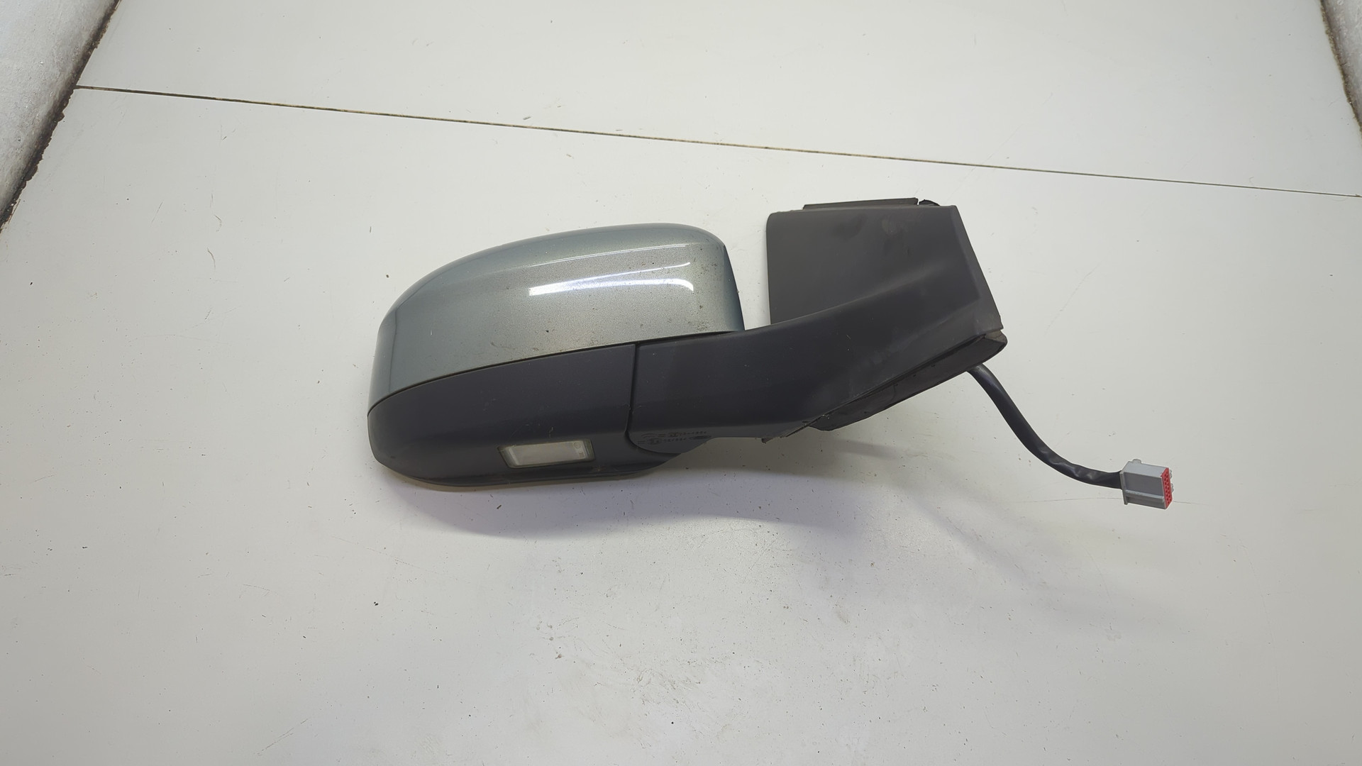 Зеркало правое электрическое