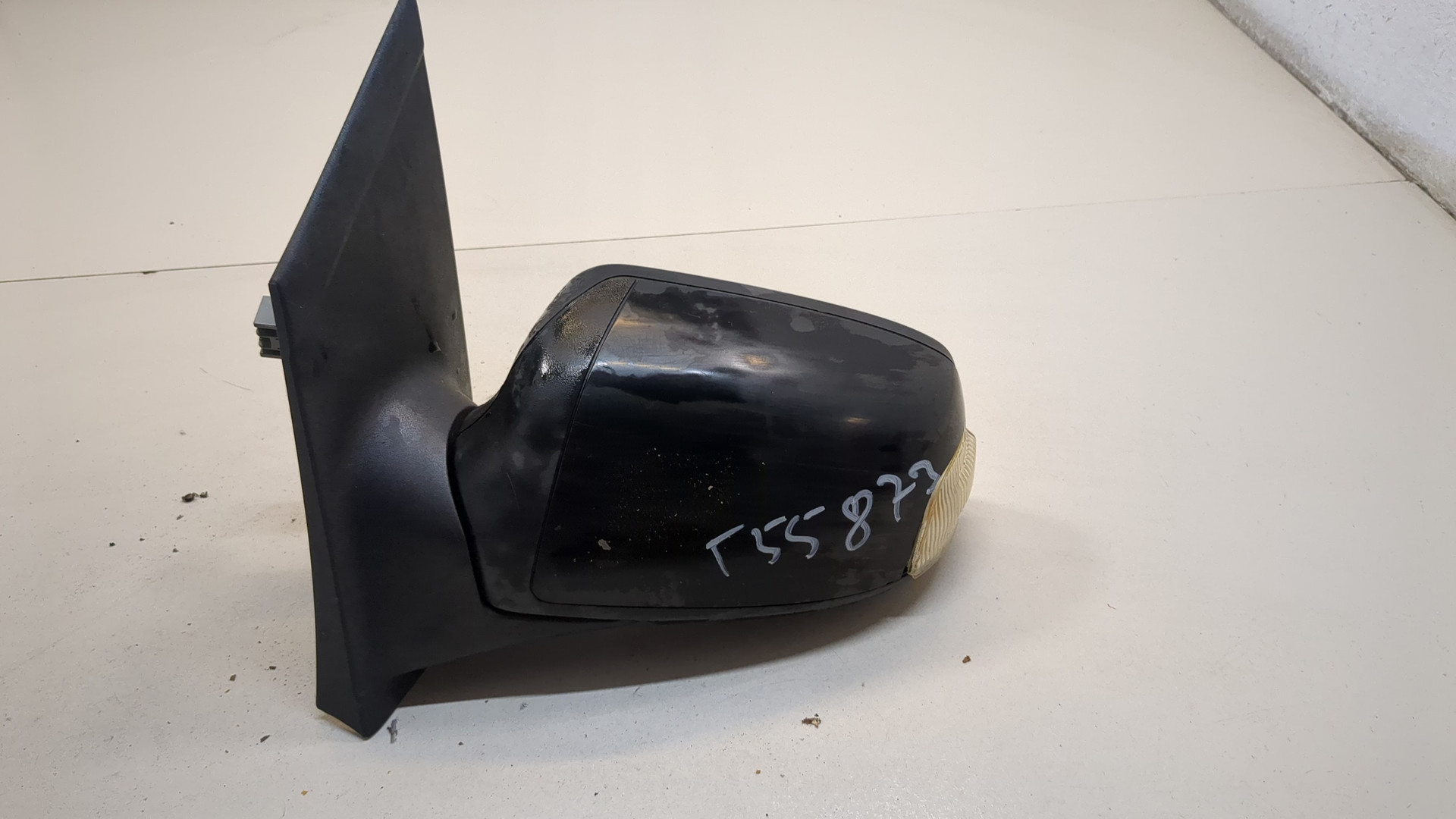 Зеркало левое электрическое