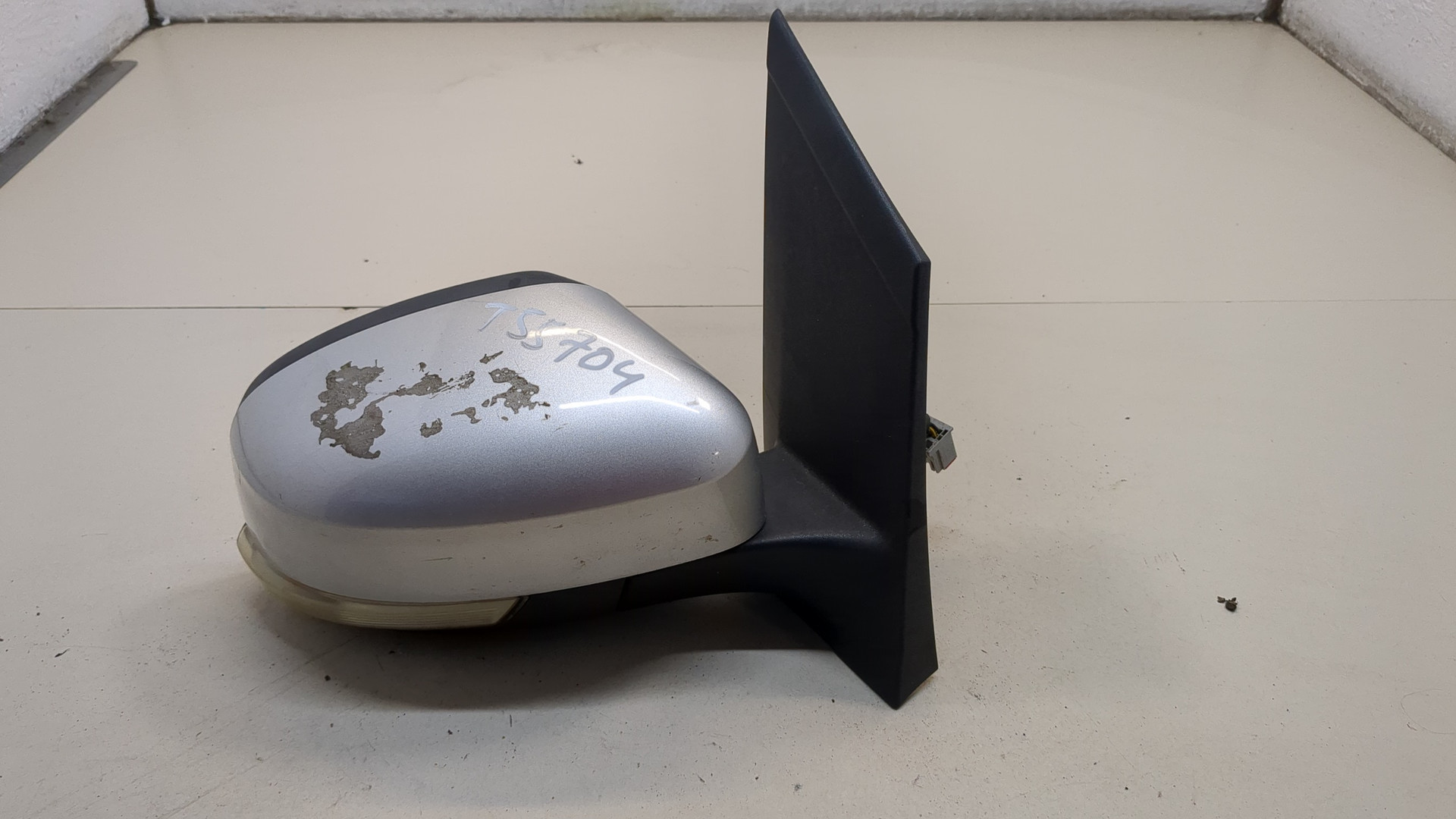 Зеркало правое электрическое