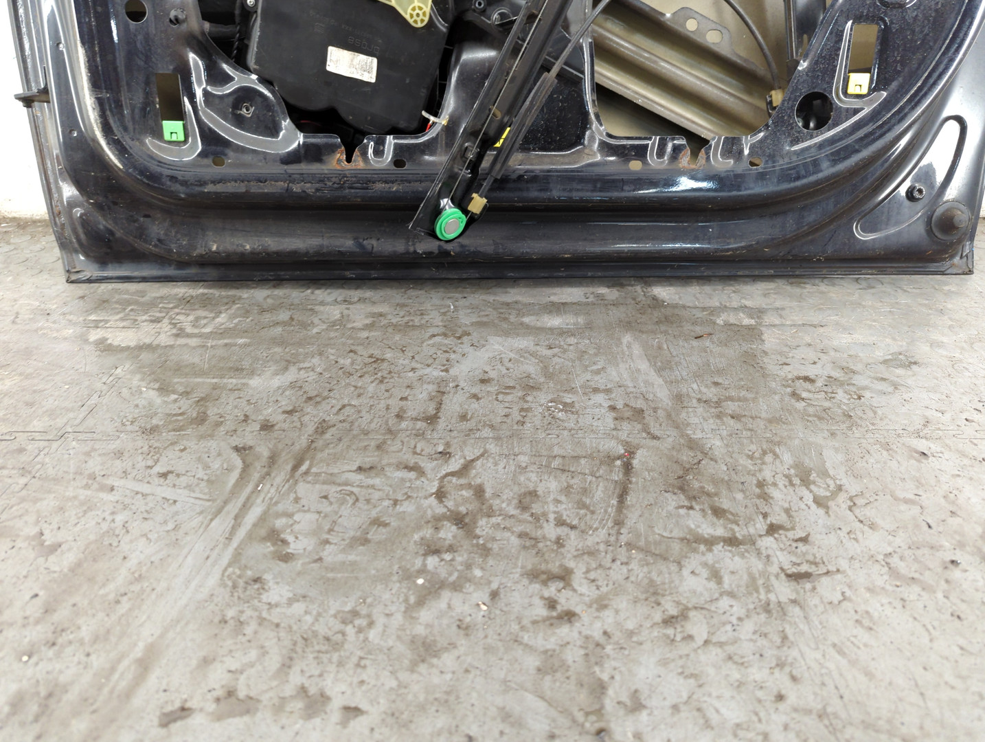 Дверь передняя правая