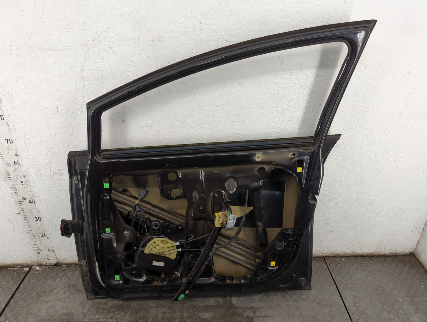 Дверь передняя правая