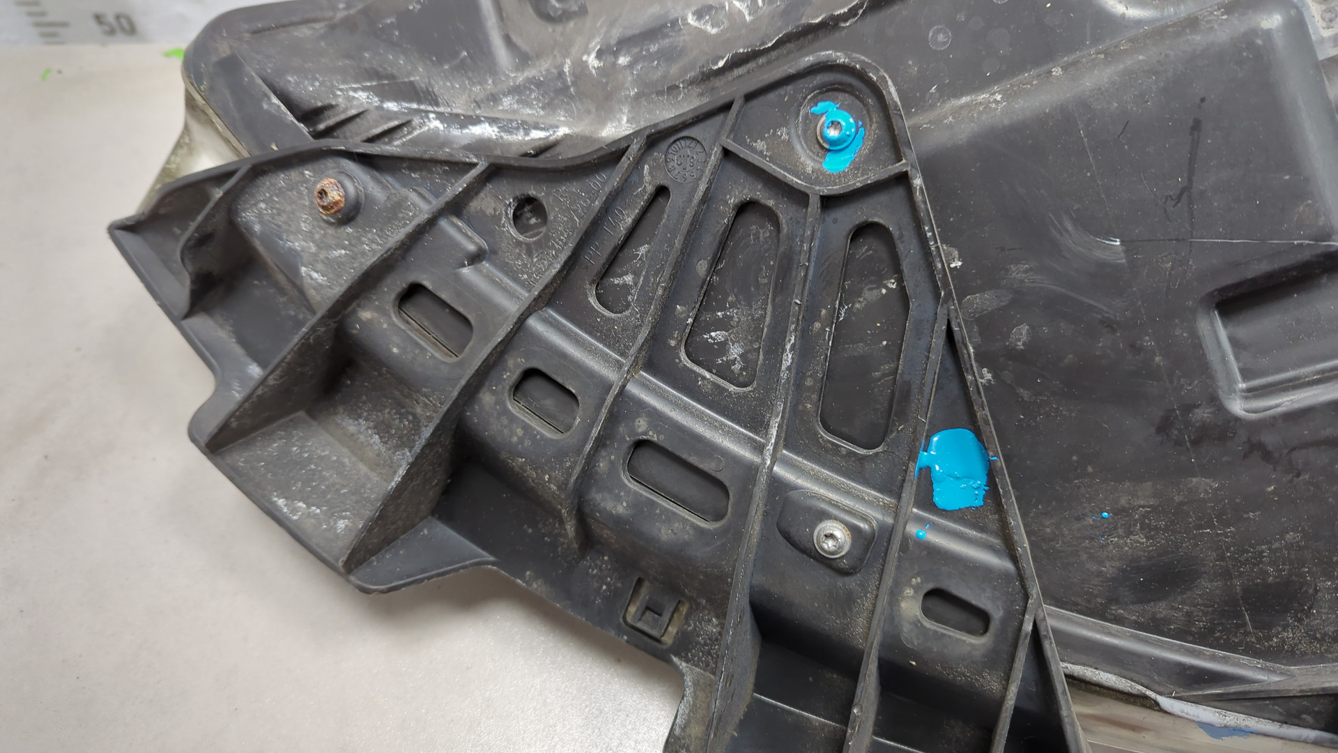 Фара правая