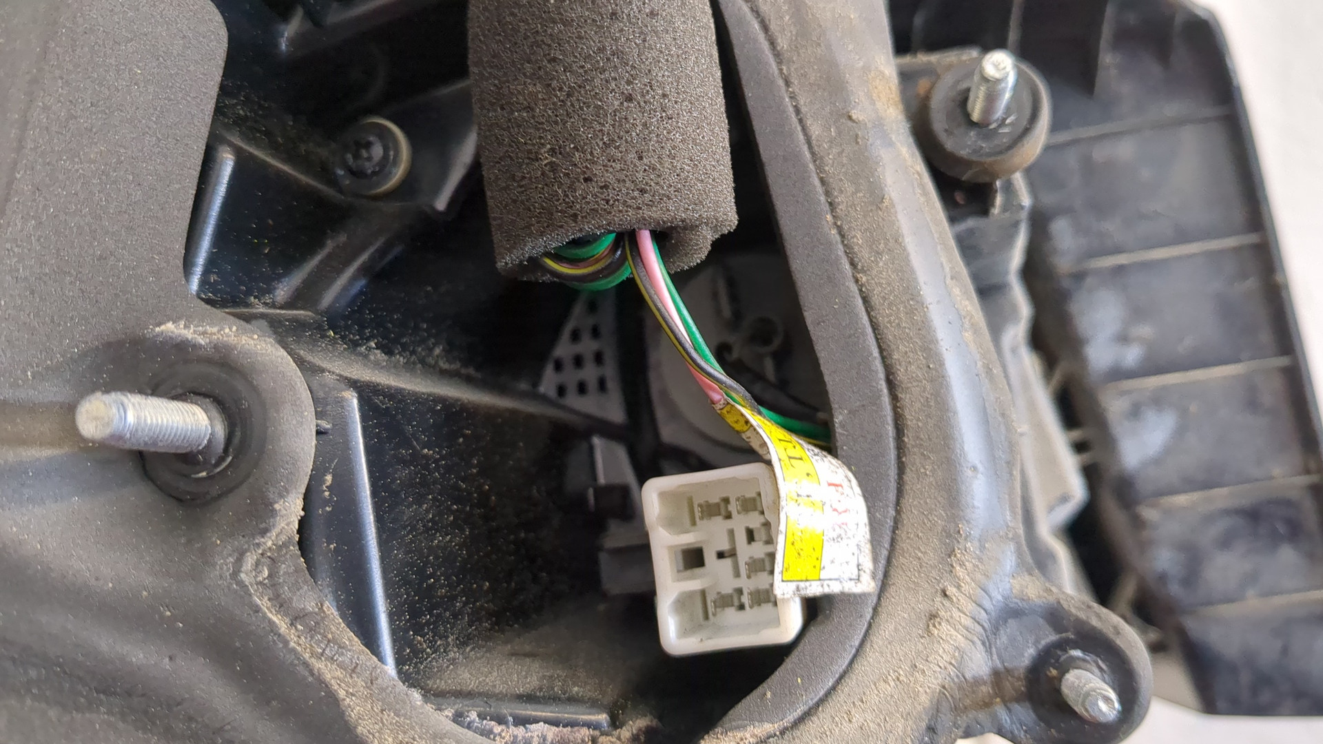 Фонарь задний правый