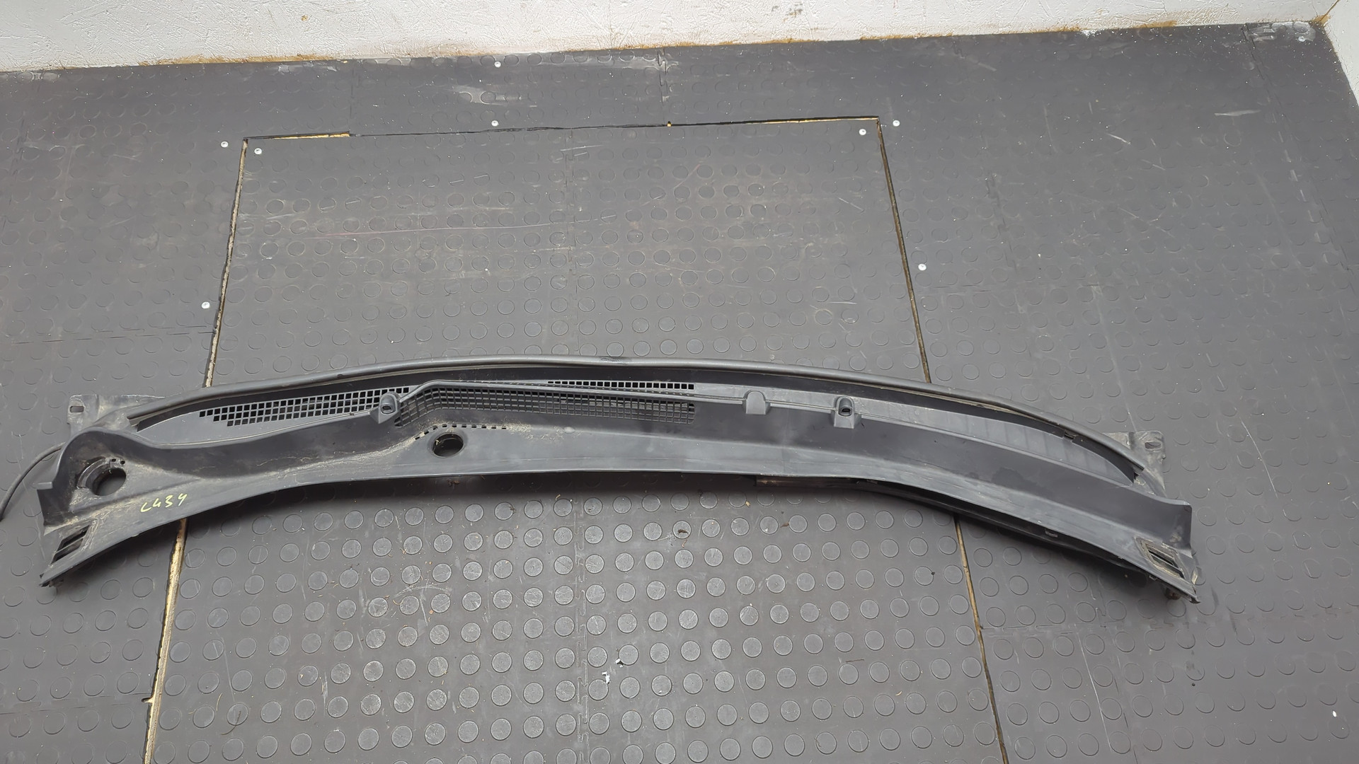 Решетка стеклоочистителей (Жабо)