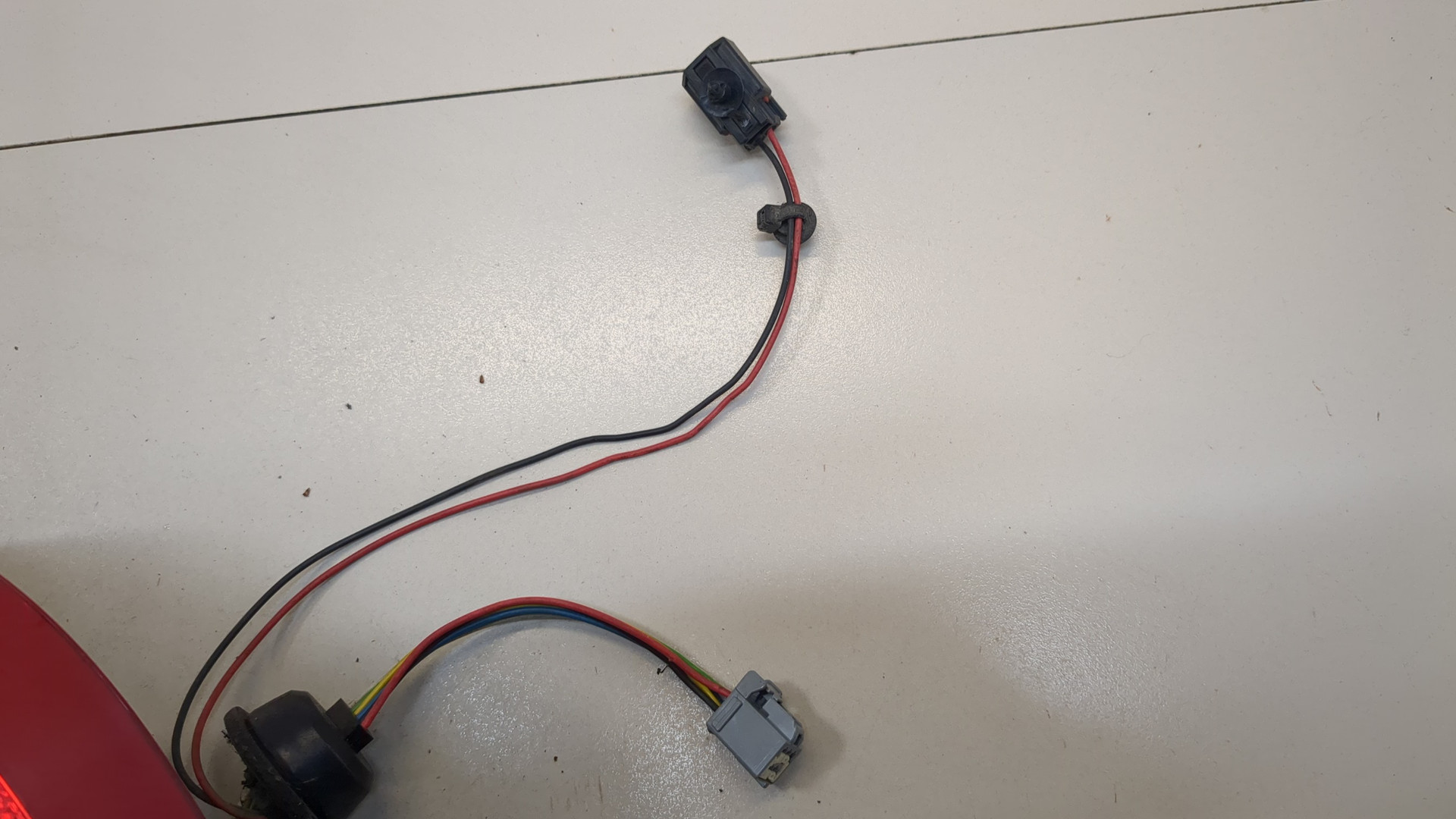 Фонарь задний правый