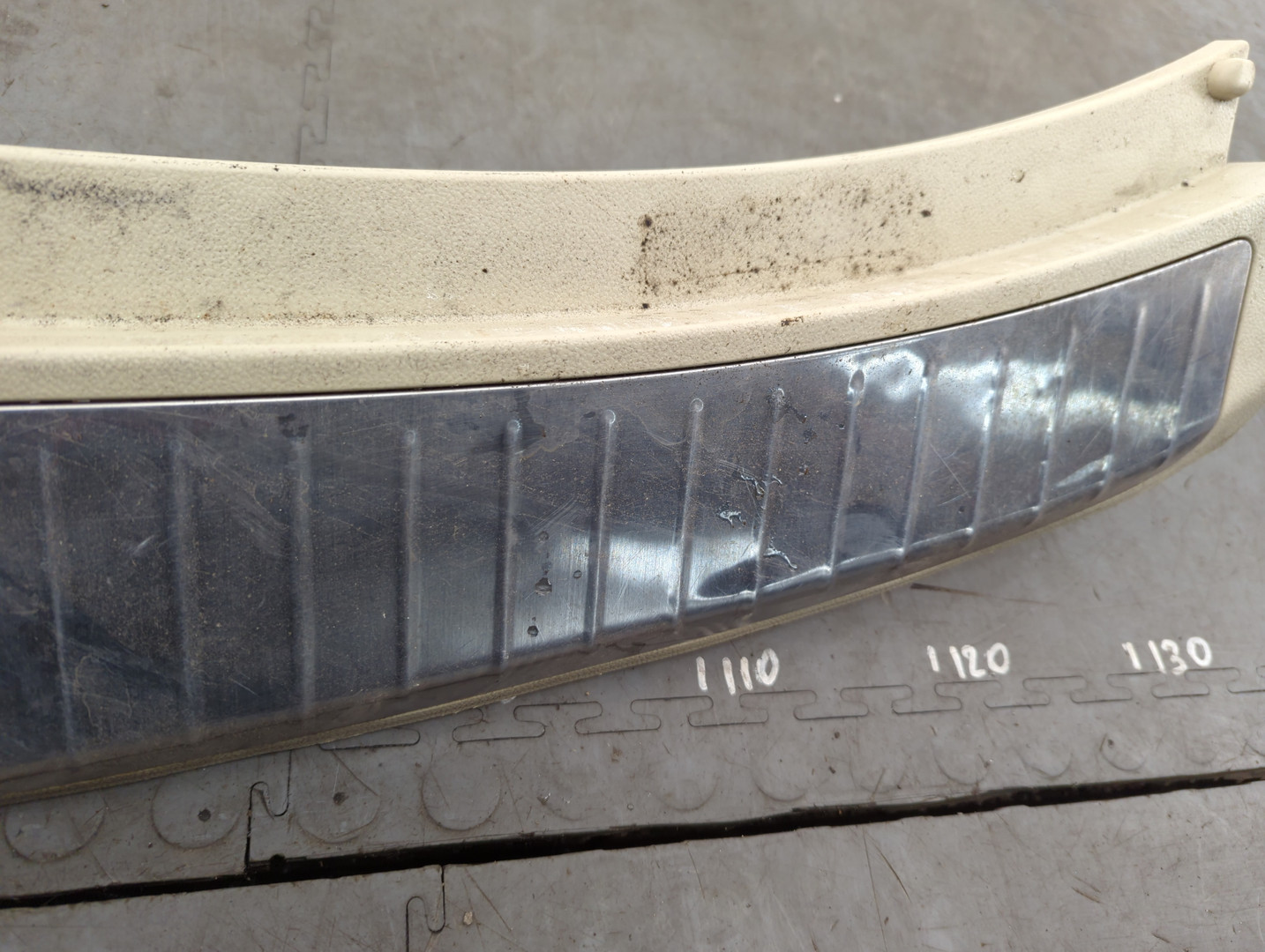 Обшивка багажника