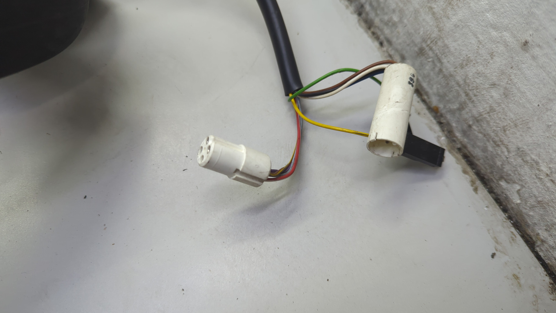 Зеркало правое электрическое