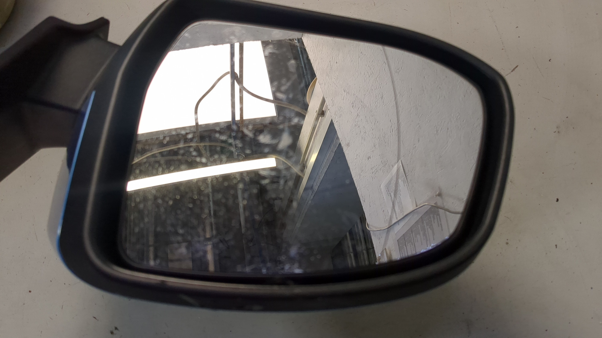 Зеркало левое электрическое