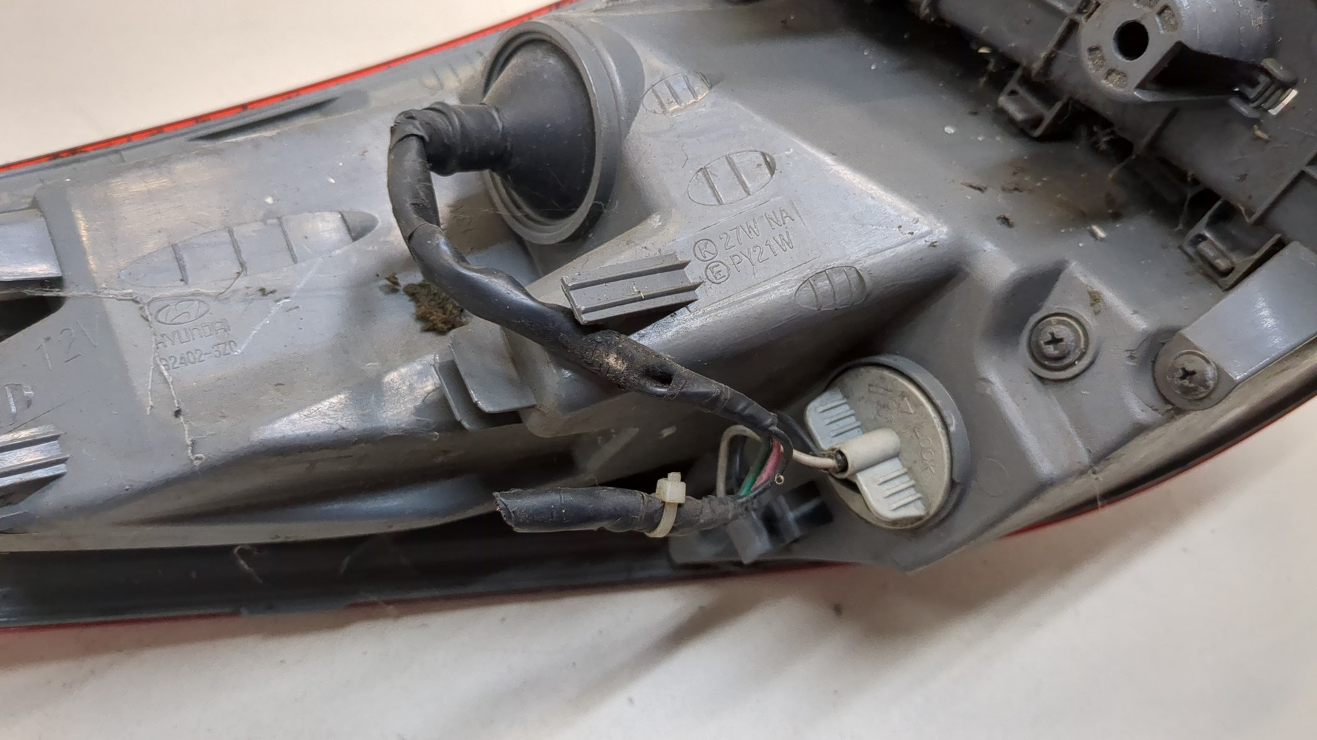 Фонарь задний правый