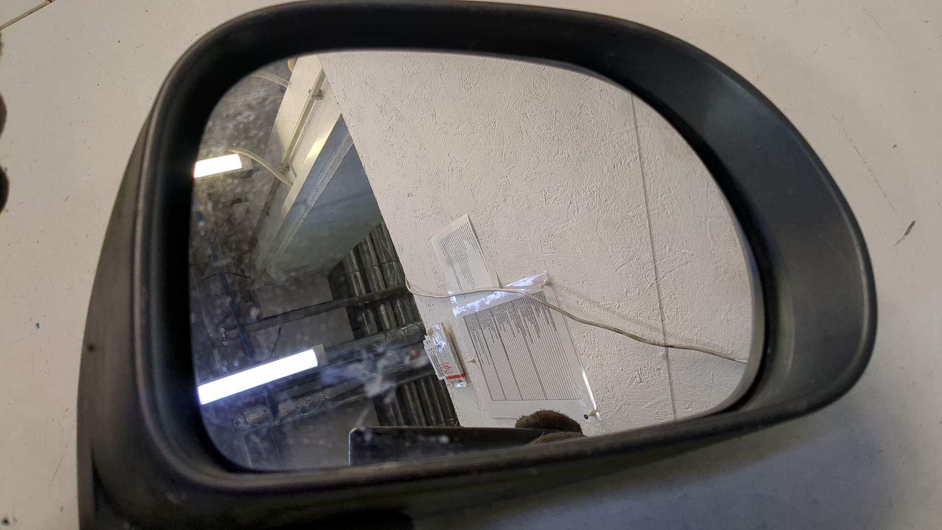 Зеркало правое электрическое