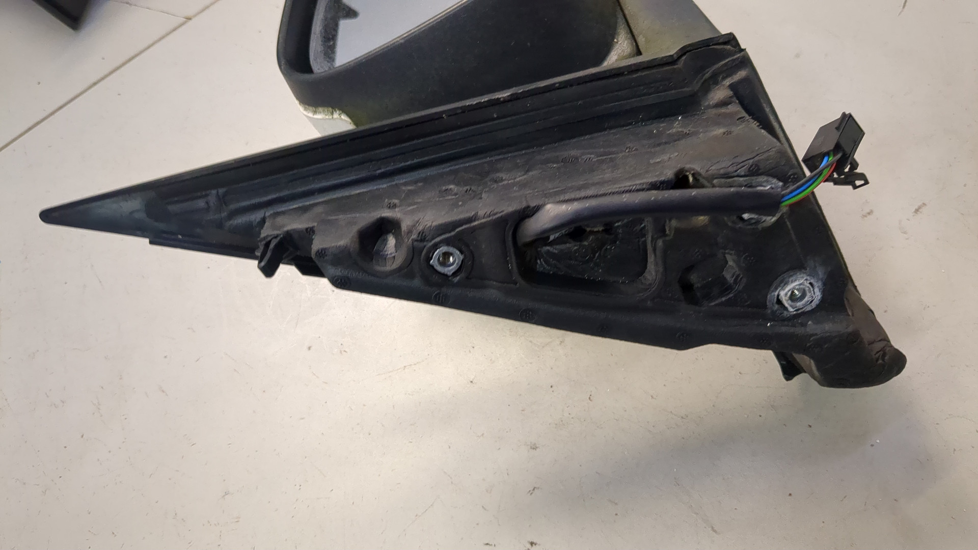 Зеркало правое электрическое