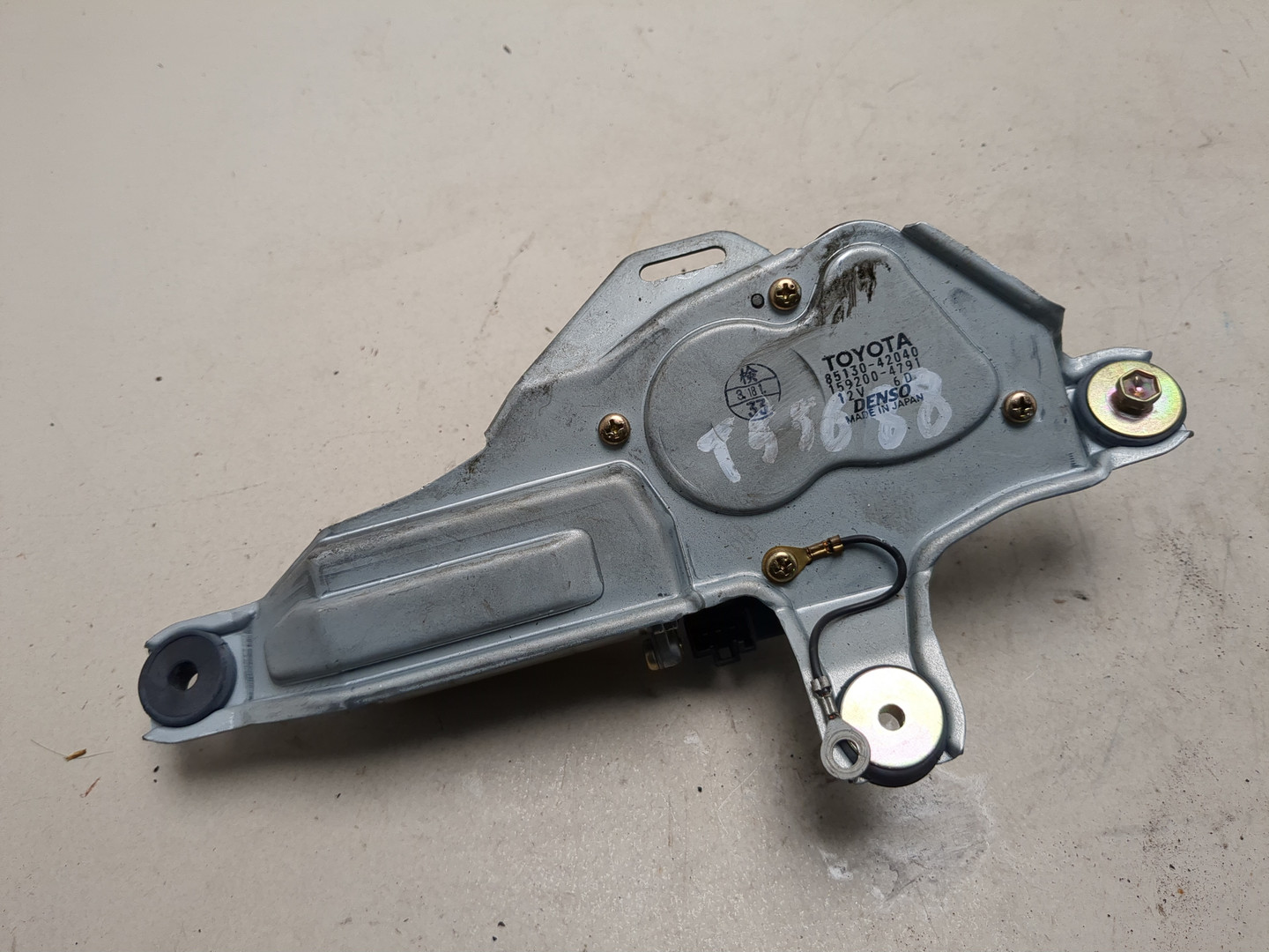 Моторчик стеклоочистителя задний