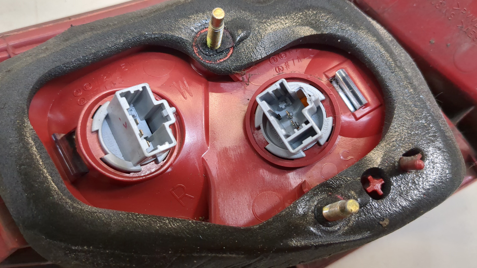 Фонарь задний правый