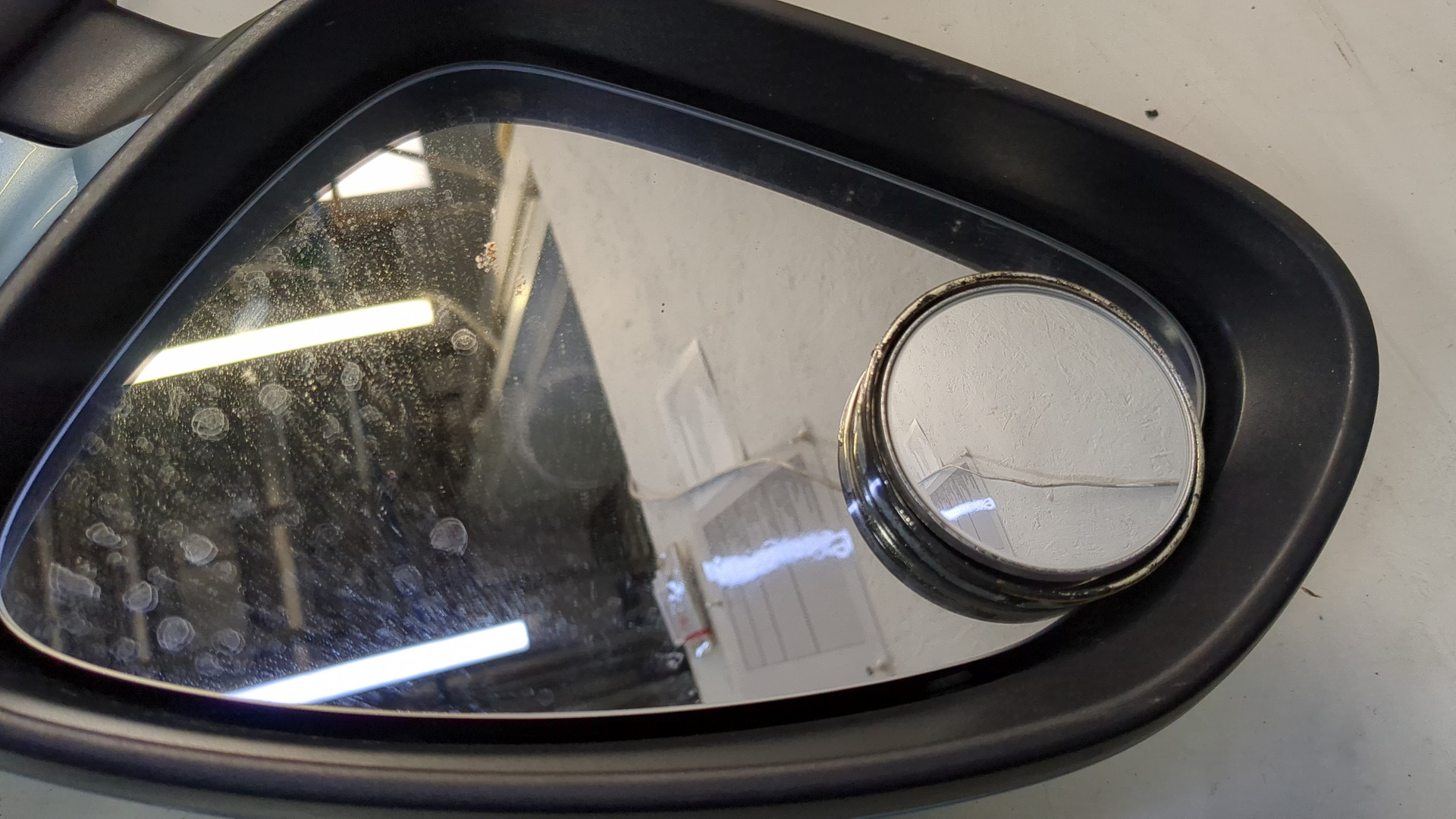 Зеркало левое электрическое