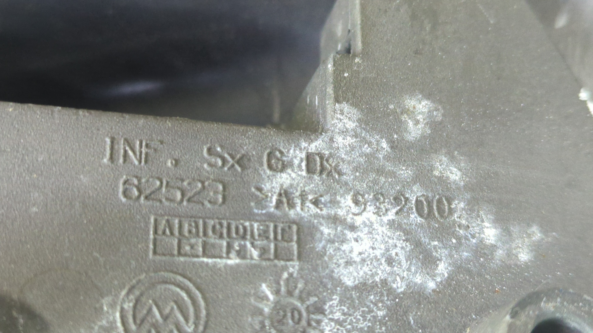 Зеркало левое электрическое