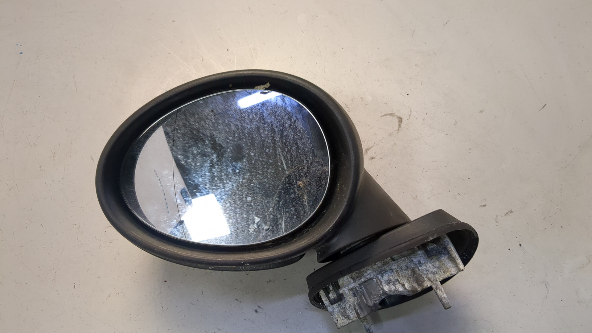 Зеркало левое электрическое