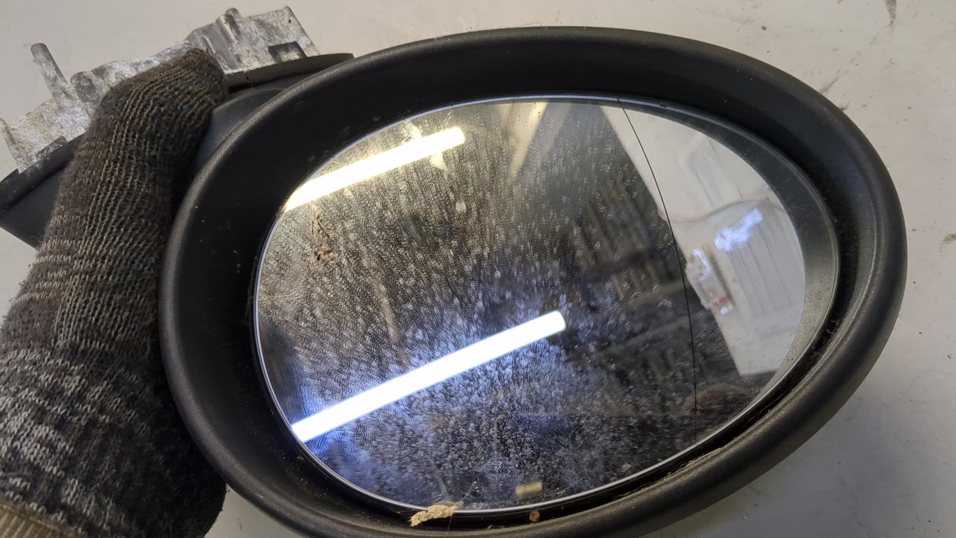 Зеркало левое электрическое