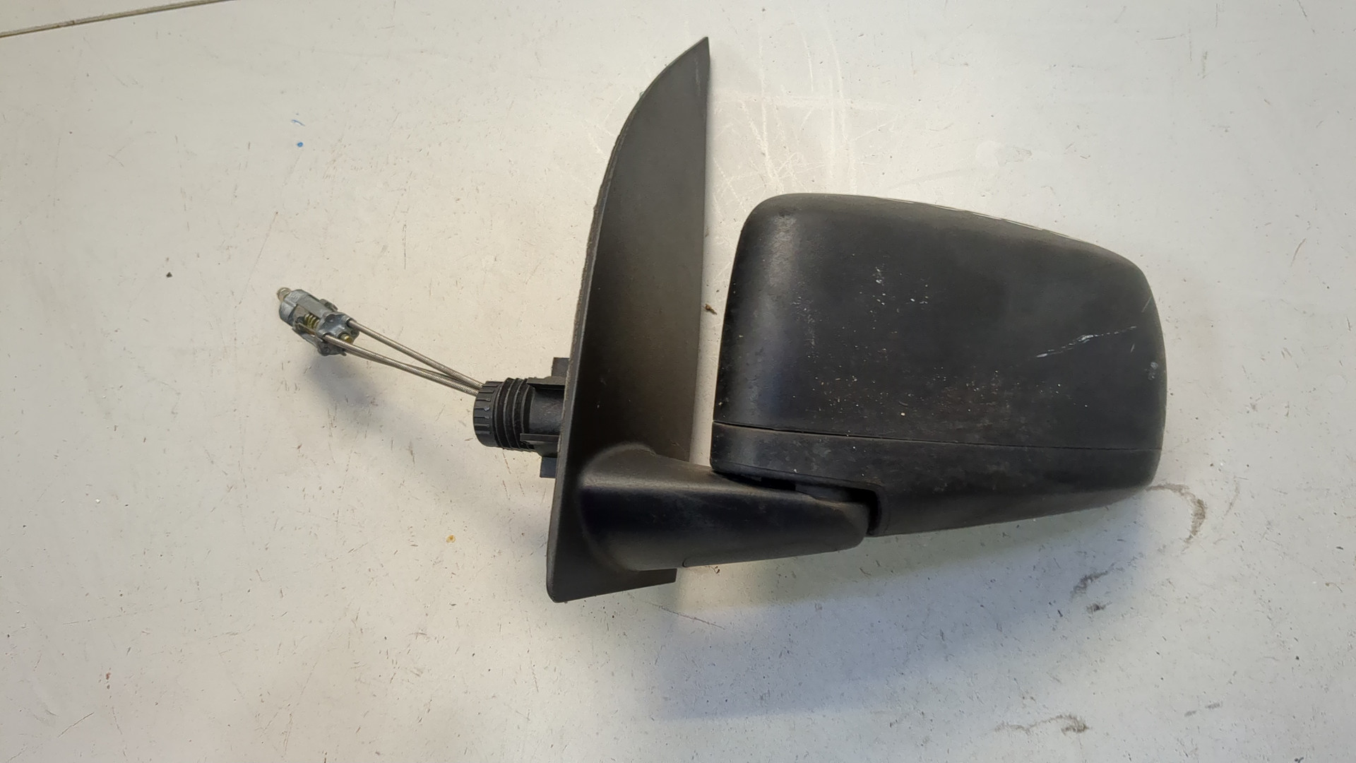 Зеркало левое электрическое