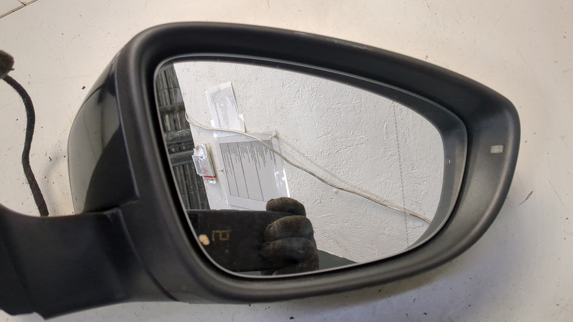 Зеркало правое электрическое