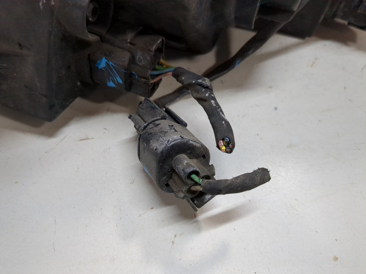 Фара правая