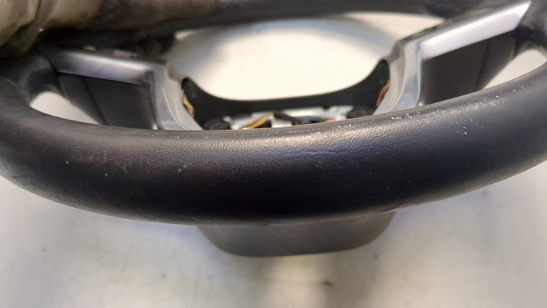 Рулевое колесо (руль)