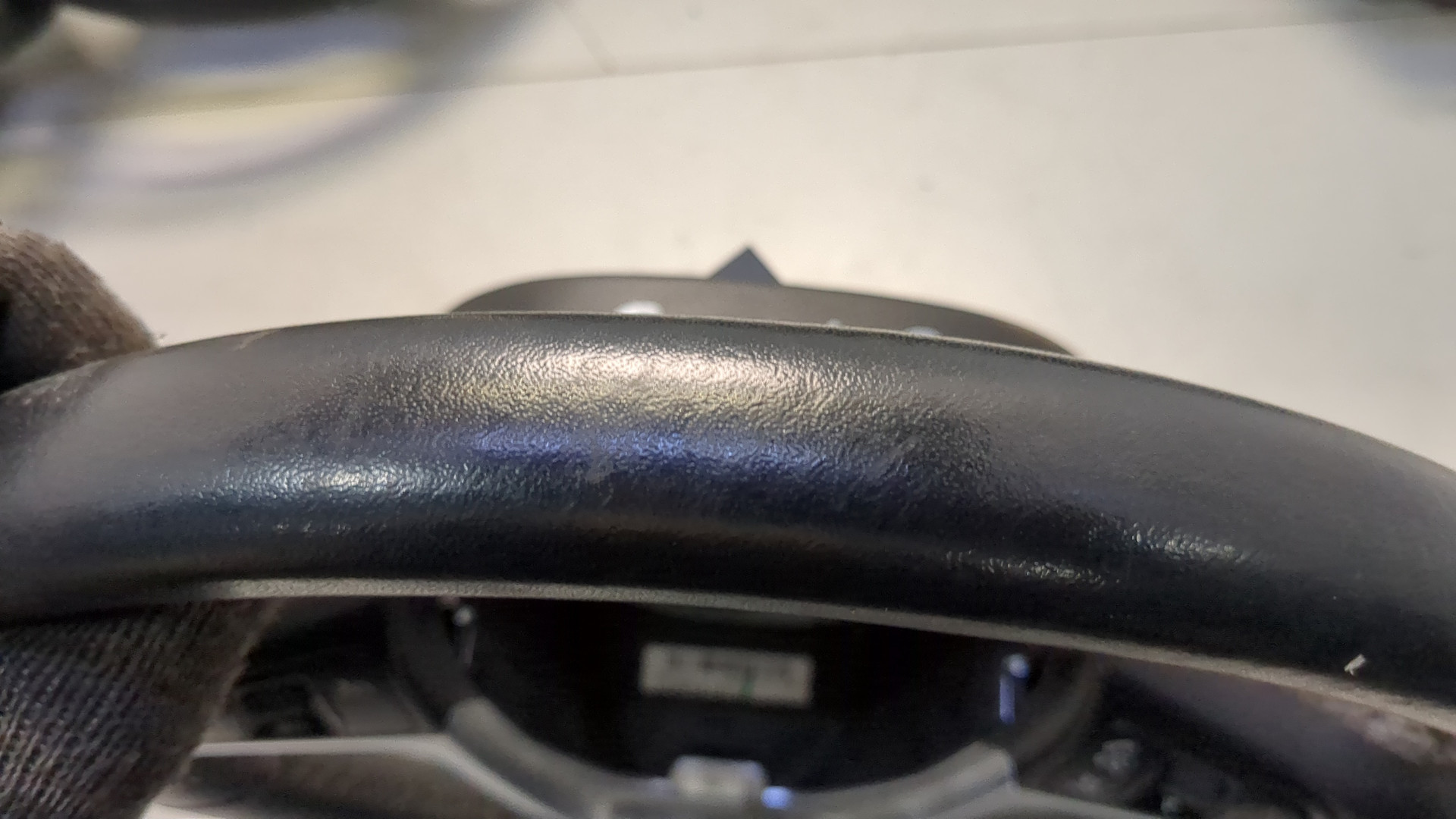 Рулевое колесо (руль)