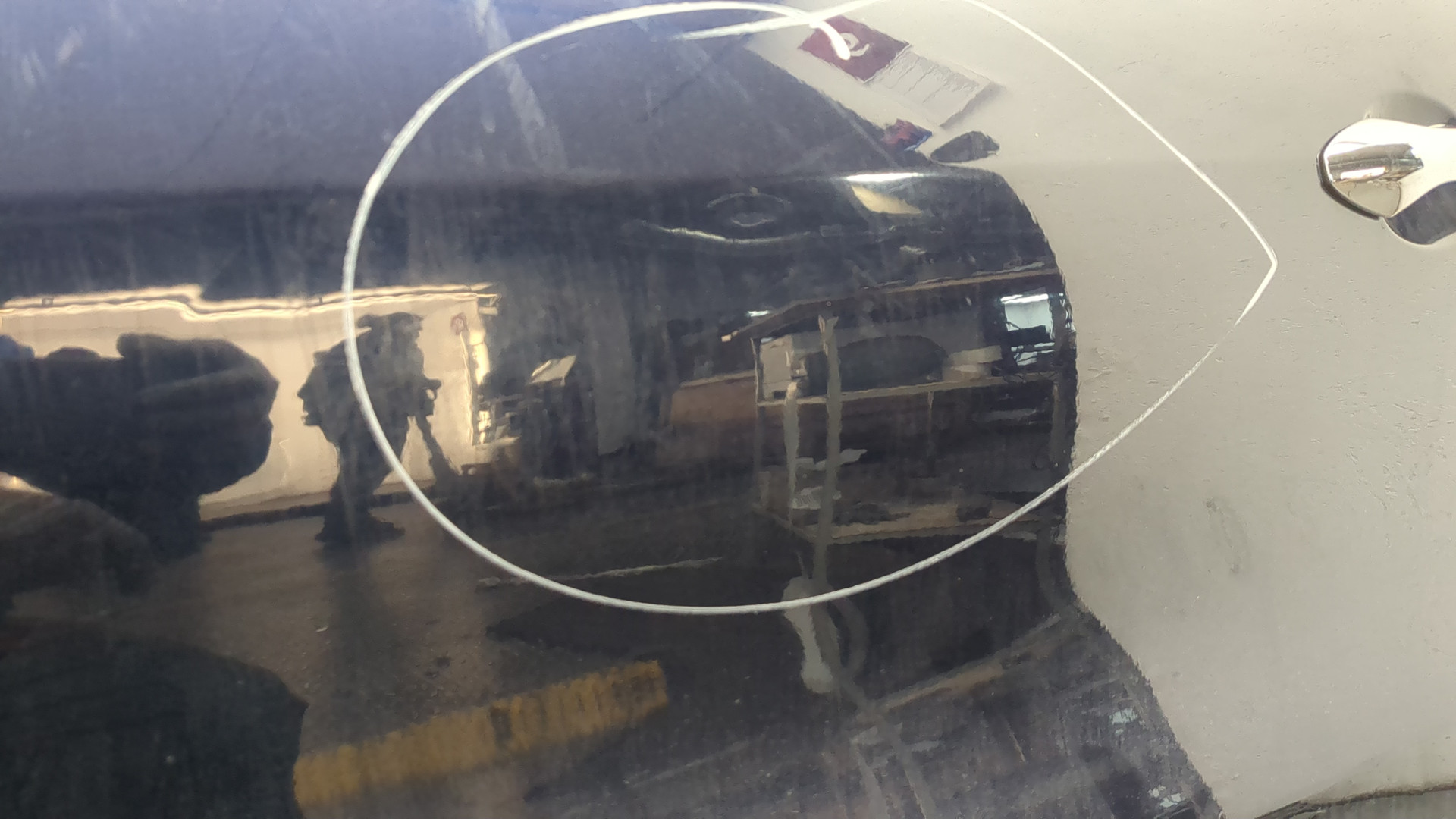 Дверь передняя левая