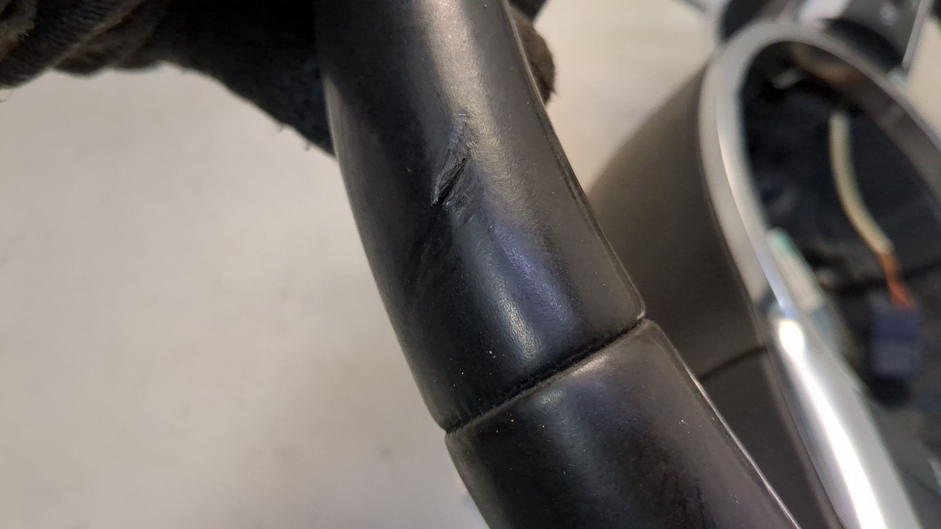 Рулевое колесо (руль)