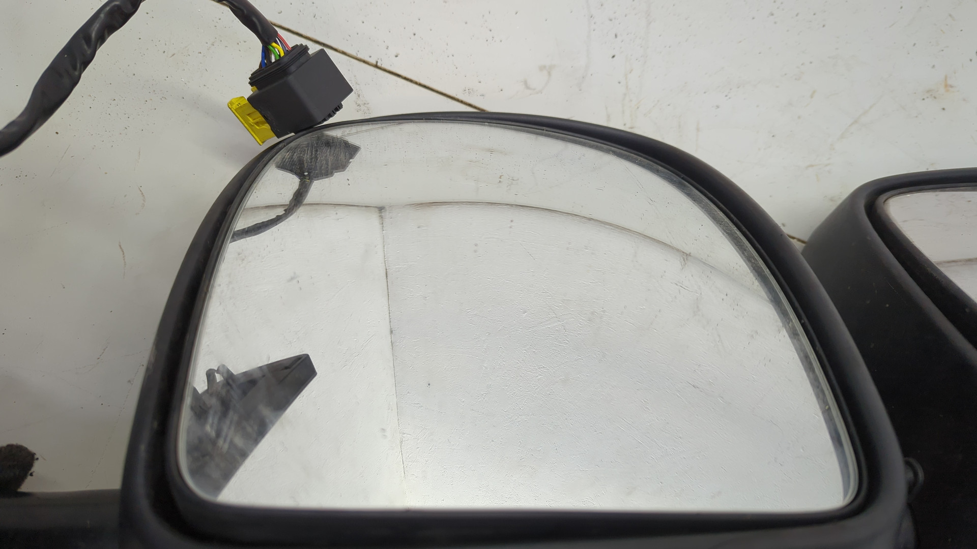 Зеркало левое электрическое