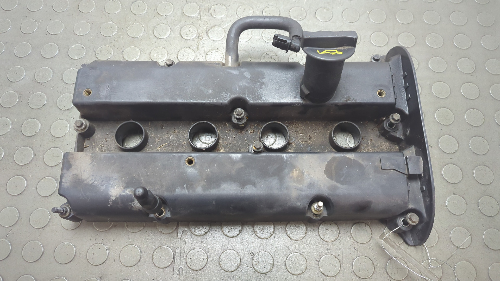 Крышка клапанная ГБЦ