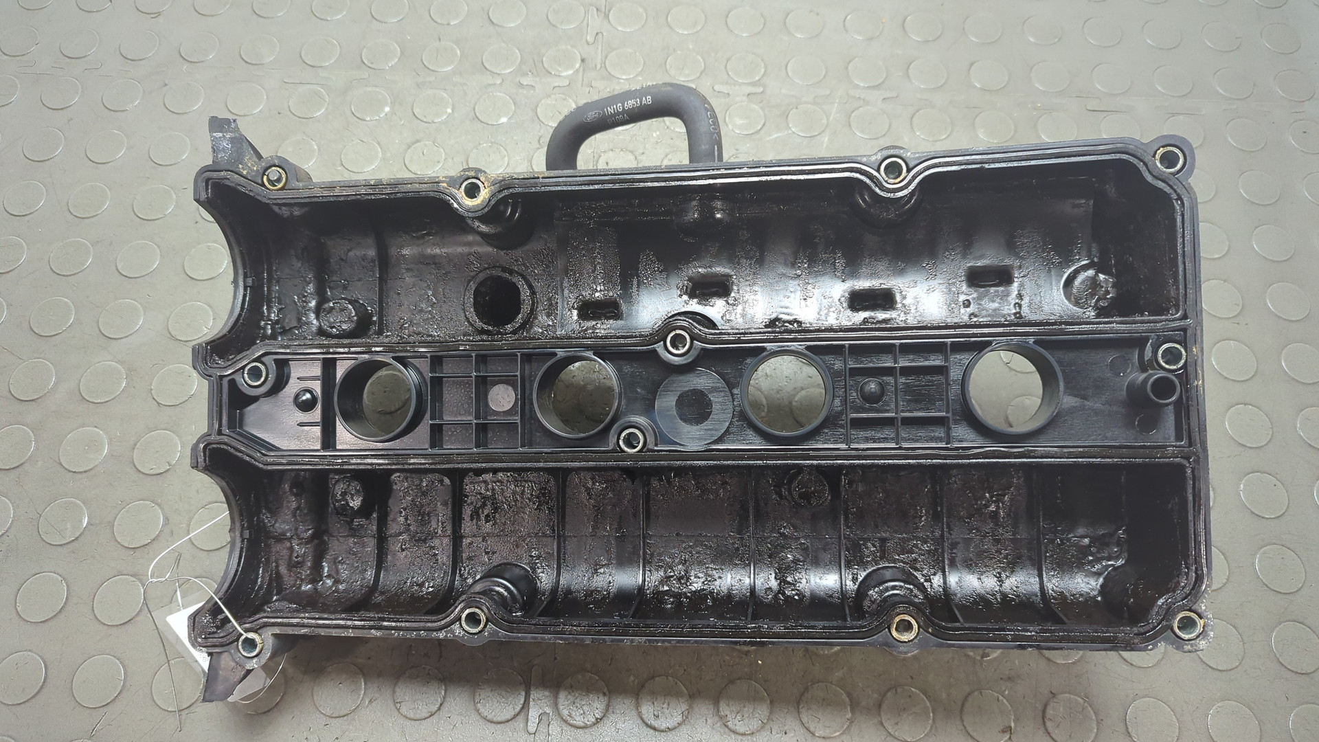 Крышка клапанная ГБЦ