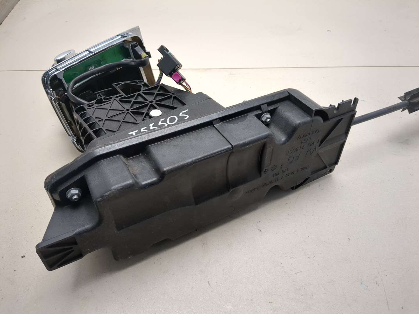 Кулиса МКПП / АКПП