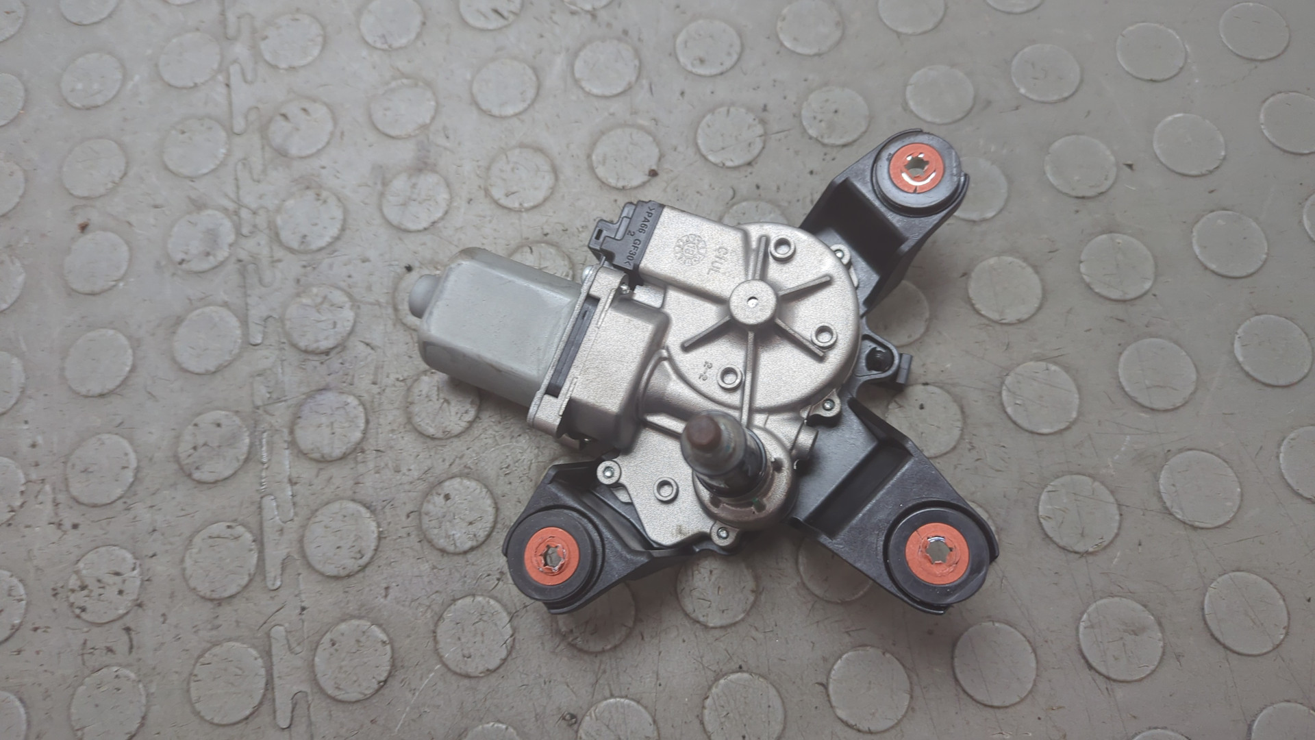 Моторчик стеклоочистителя задний