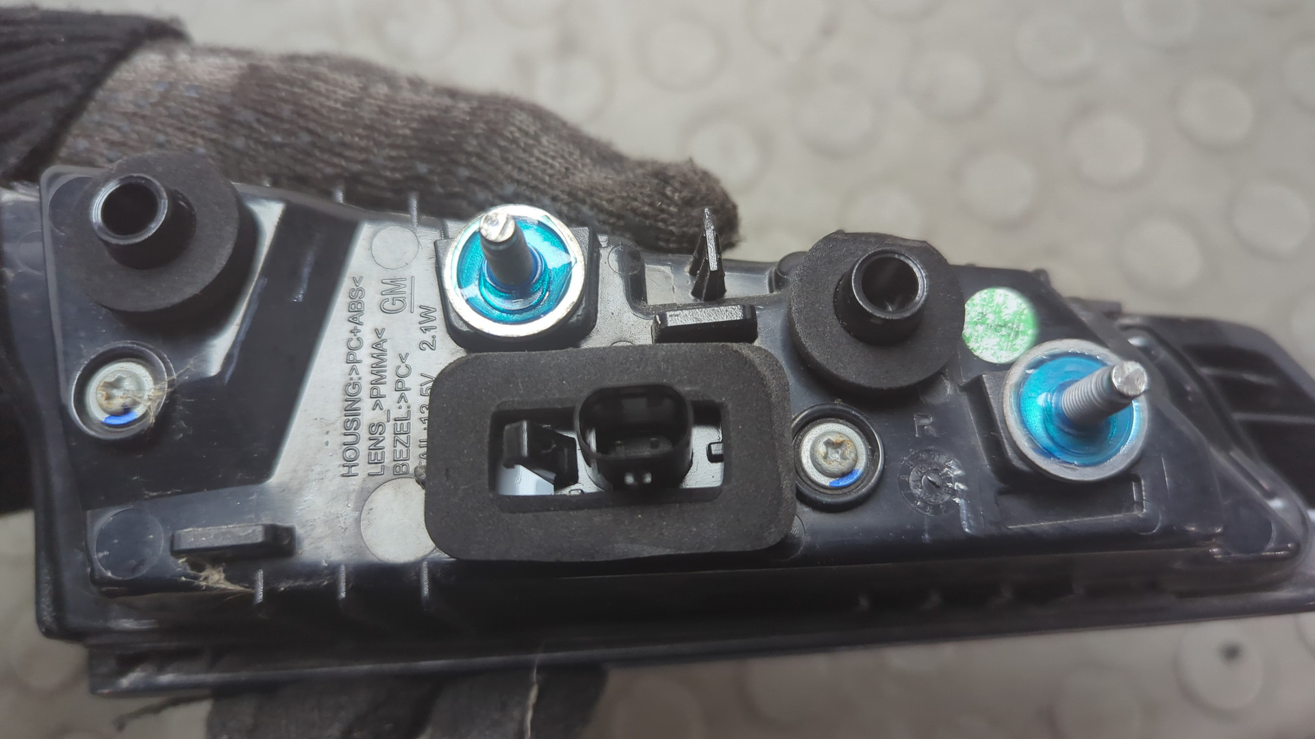 Фонарь задний внутренний правый