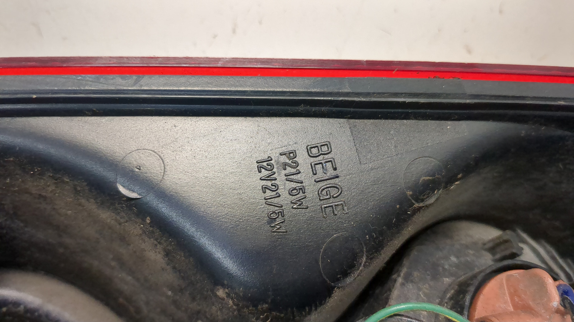 Фонарь задний правый