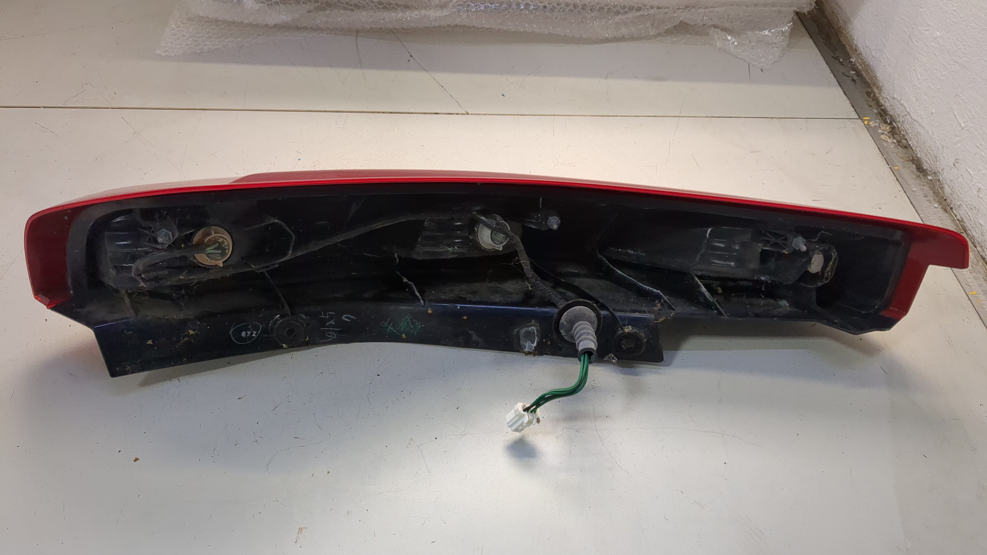 Фонарь задний правый