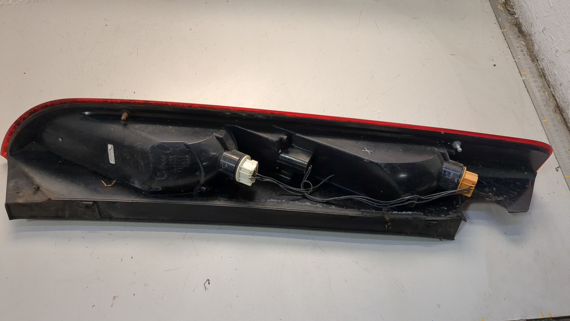 Фонарь задний правый