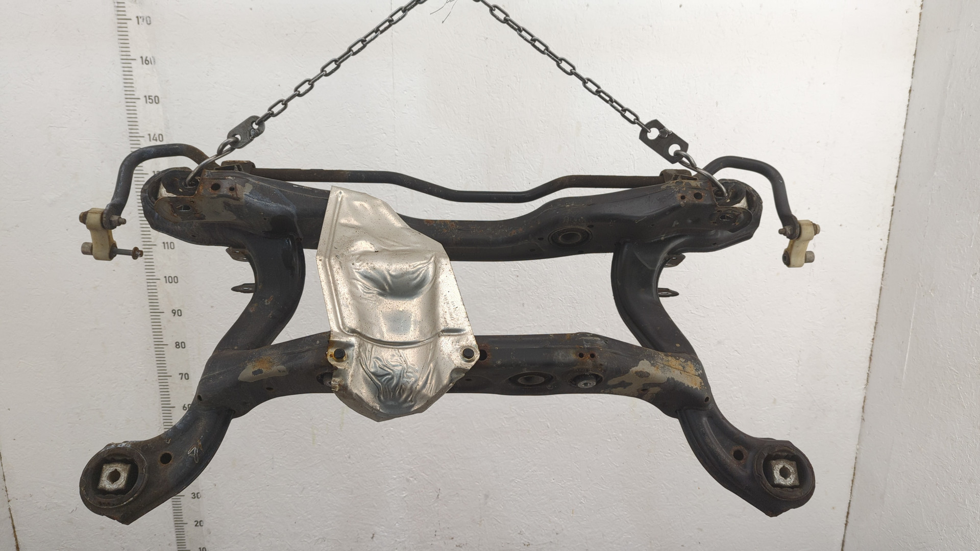 Балка задняя