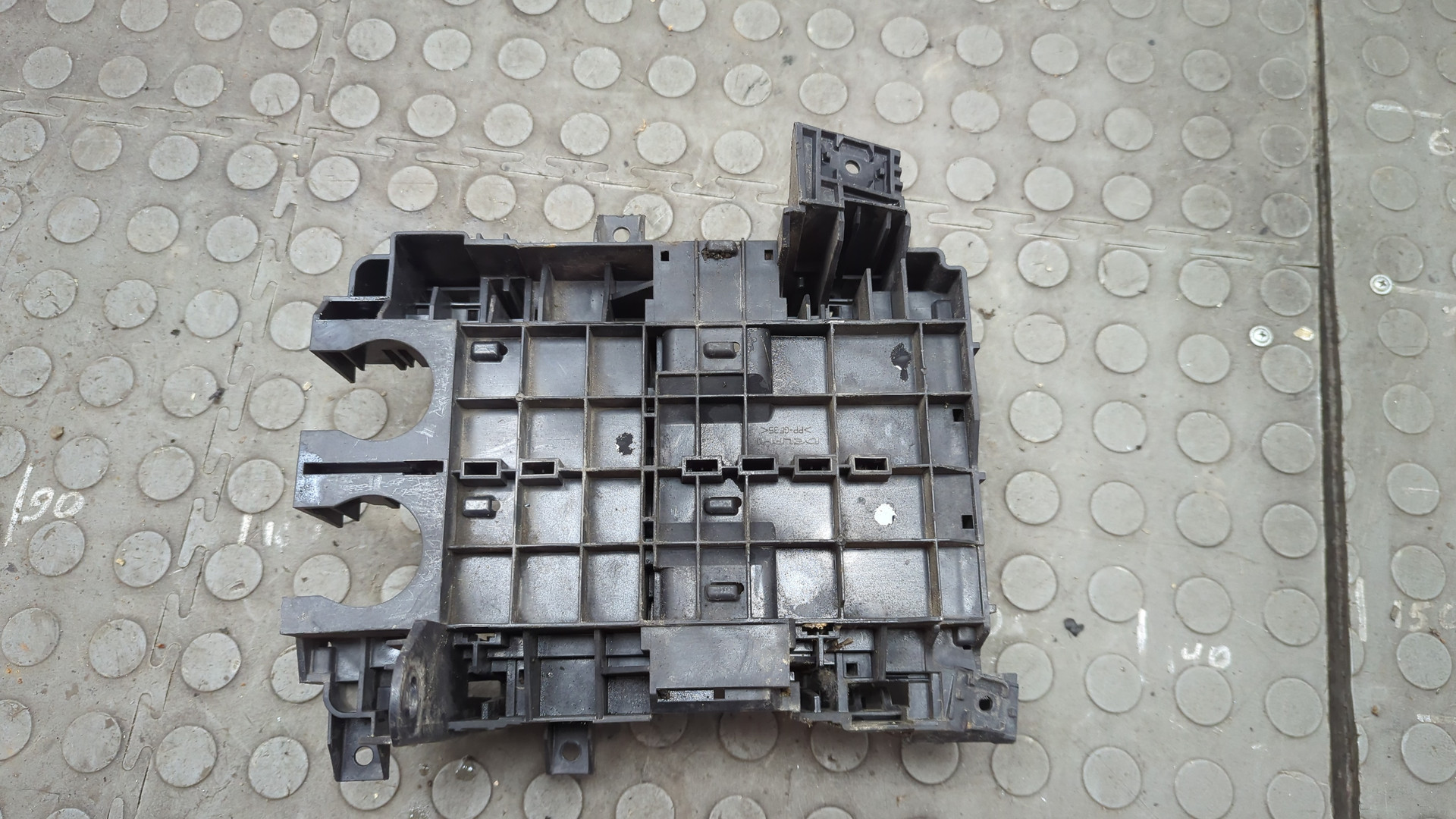 Корпус блока предохранителей