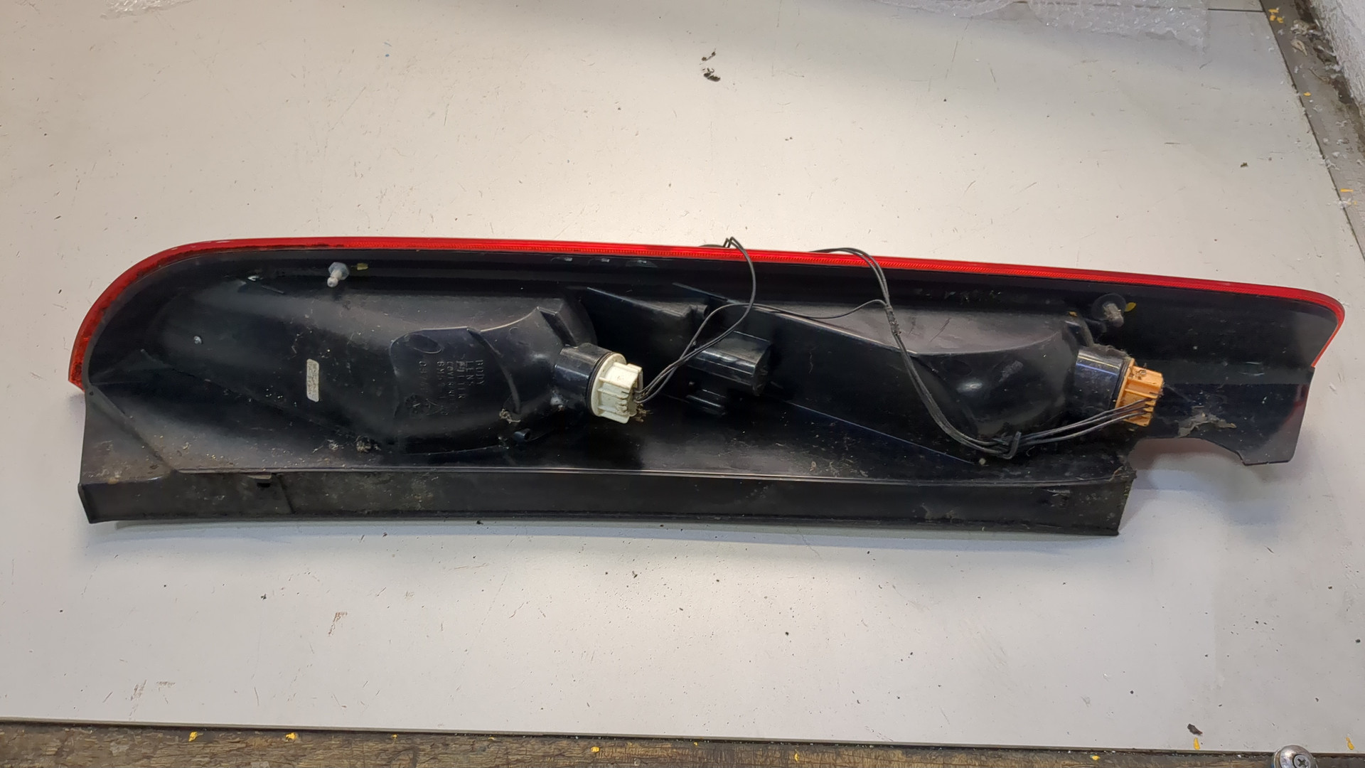 Фонарь задний правый