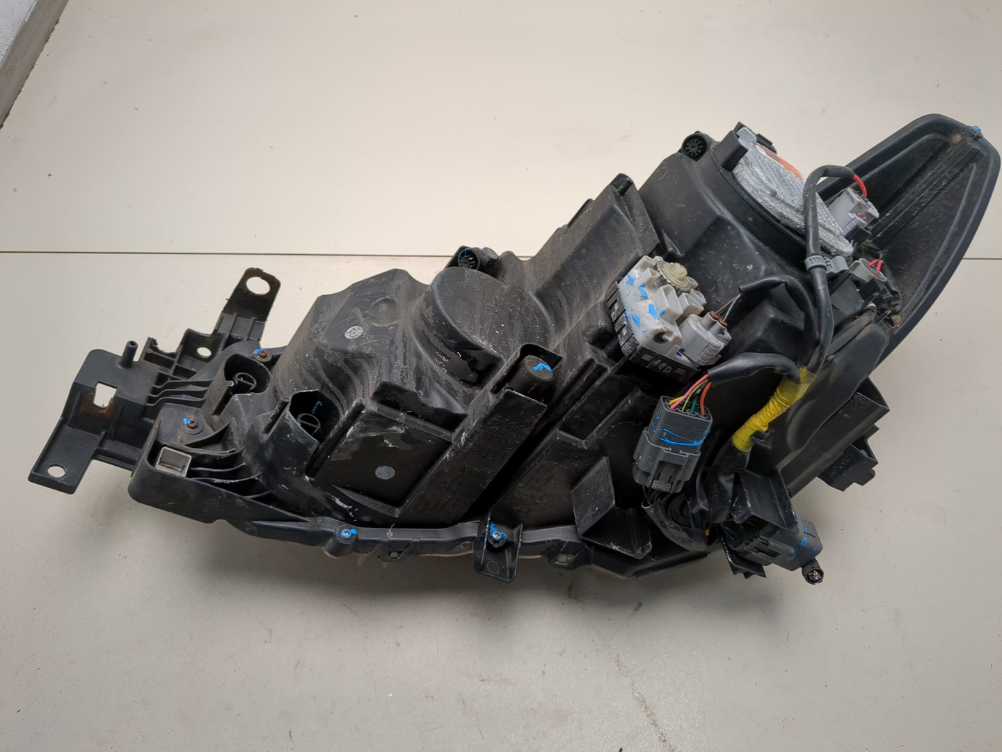 Фара правая