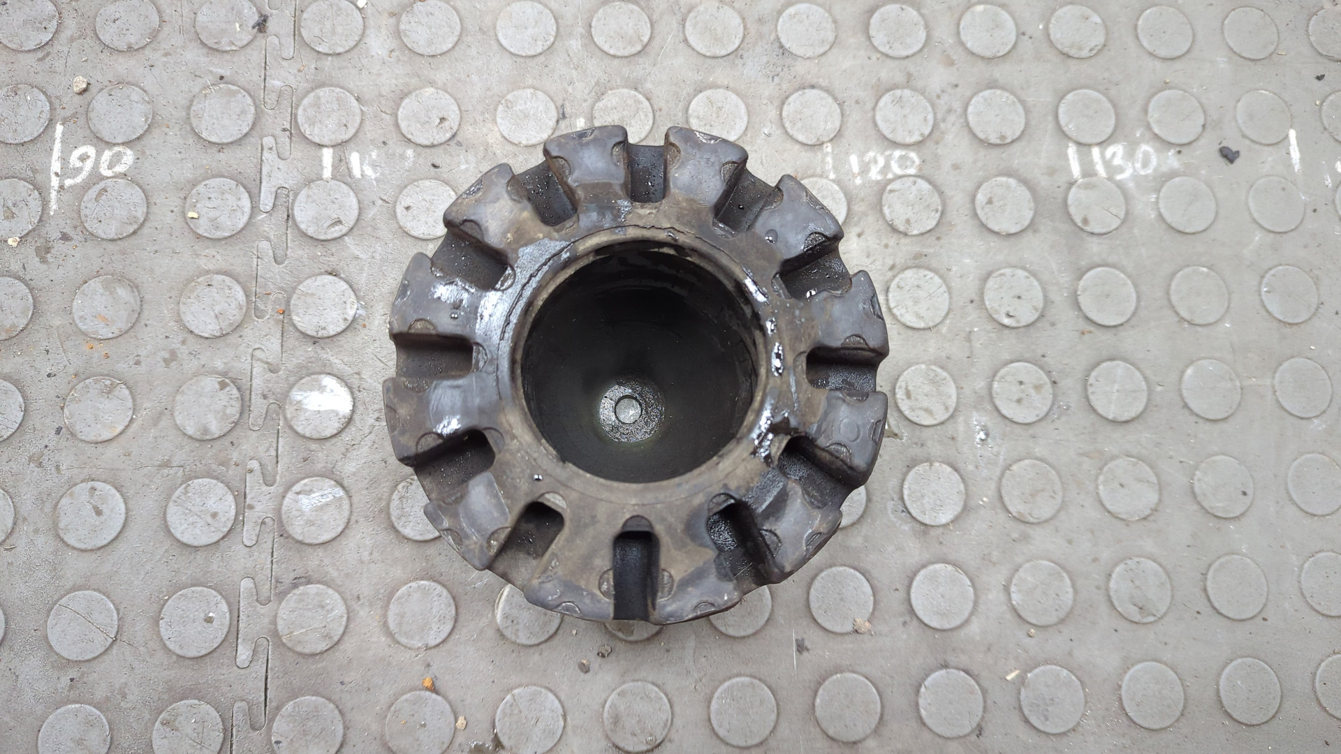 Отбойник переднего амортизатора