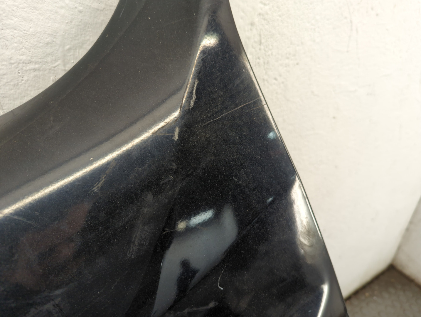 Крыло переднее левое