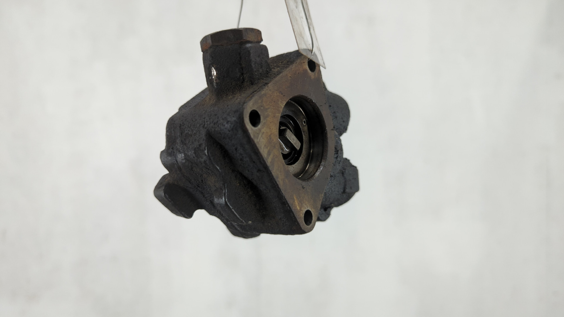 ТННД(Топливный насос низкого давления)