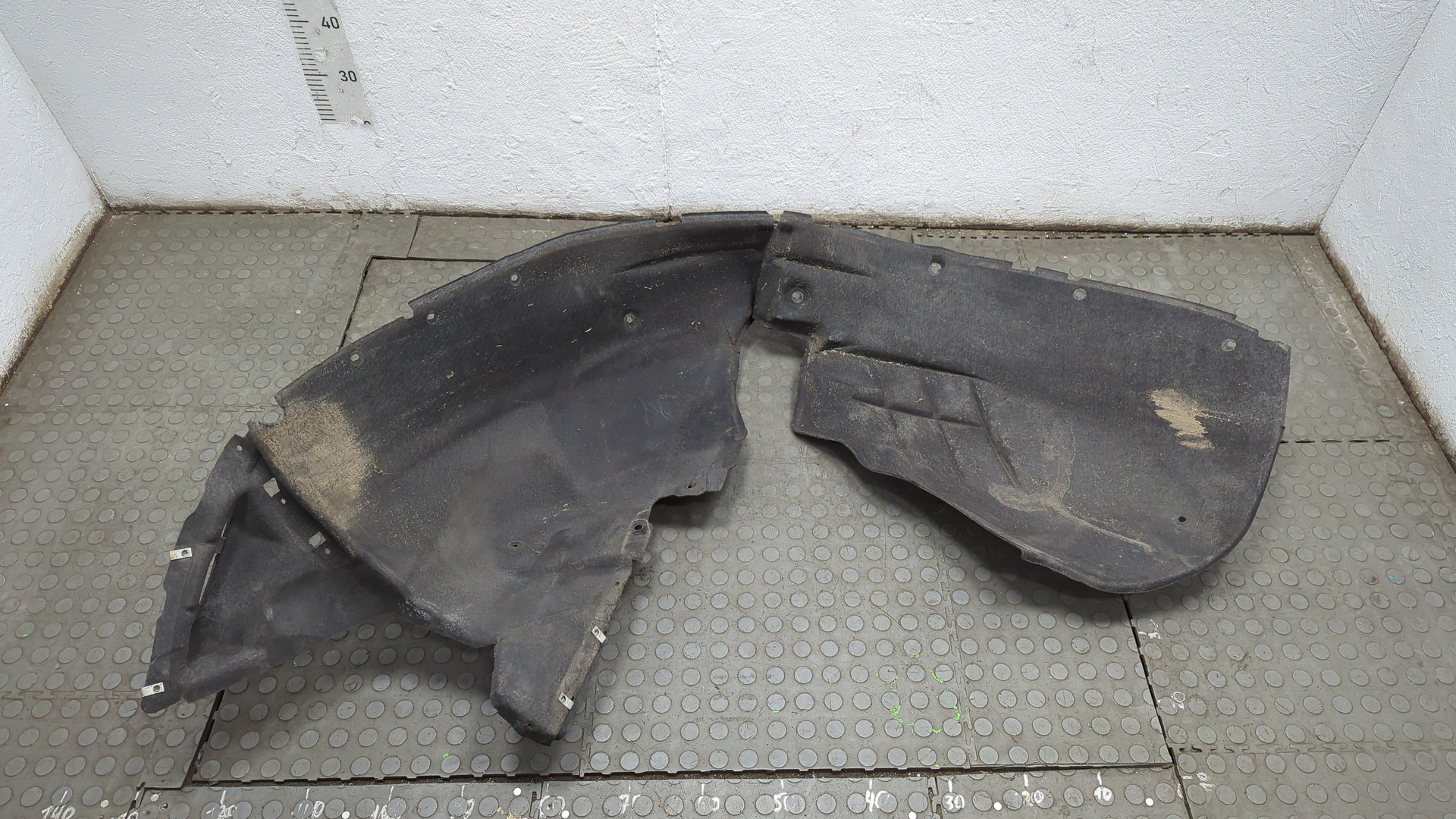 Локер передний левый