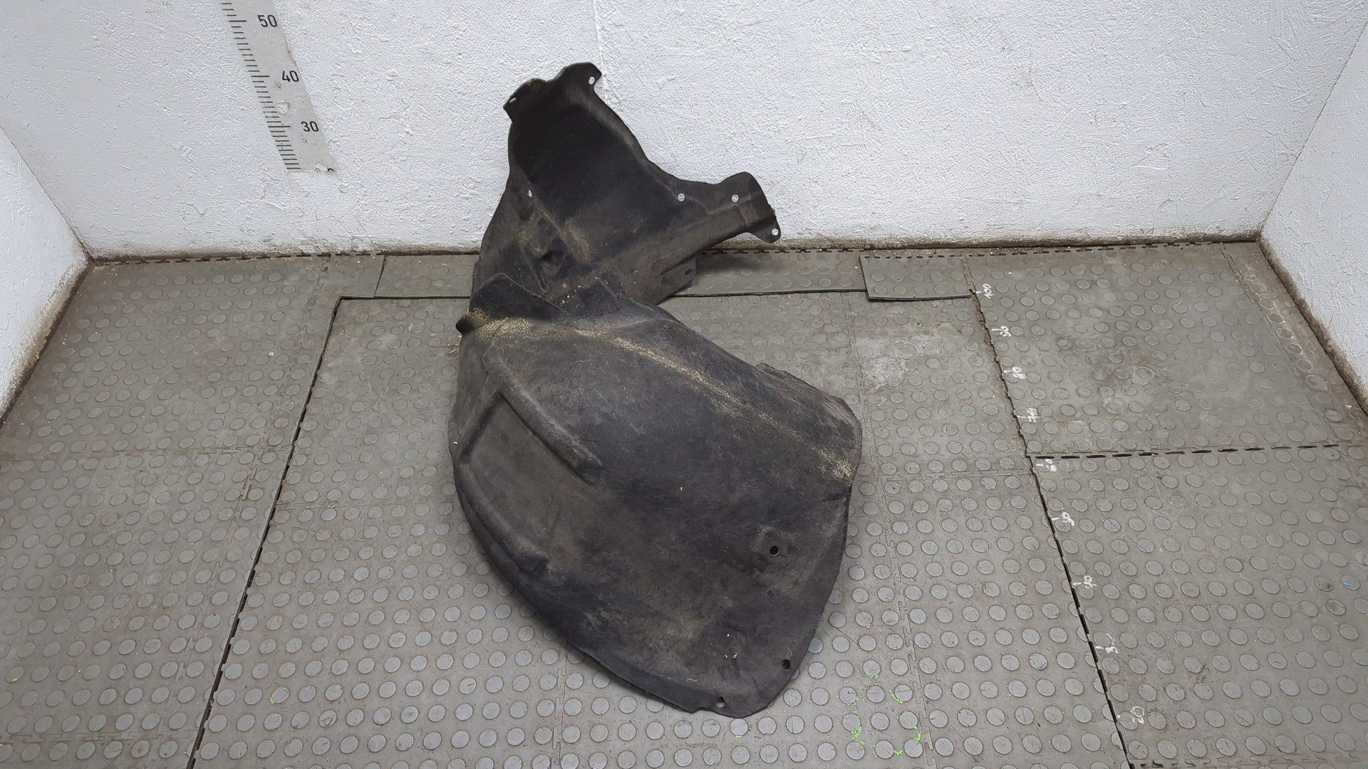 Локер передний левый