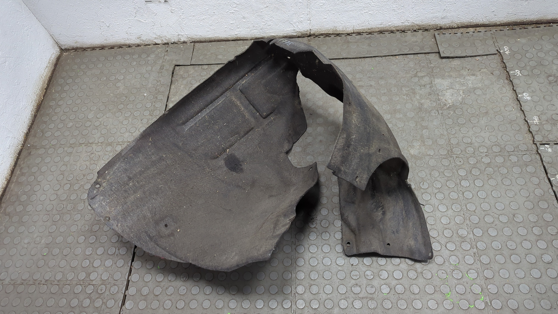 Локер передний правый